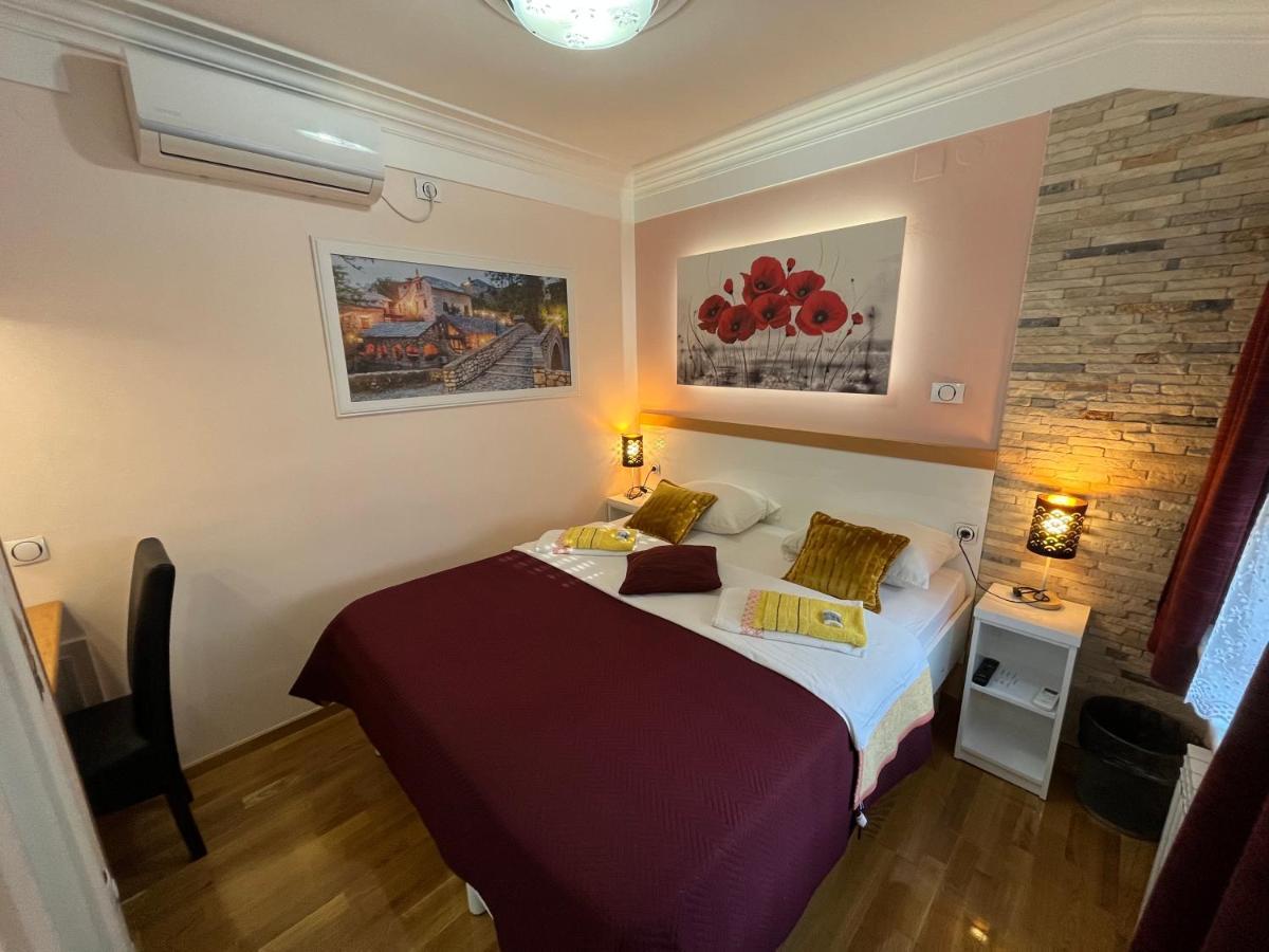 Hostel Dino Mostar Ngoại thất bức ảnh