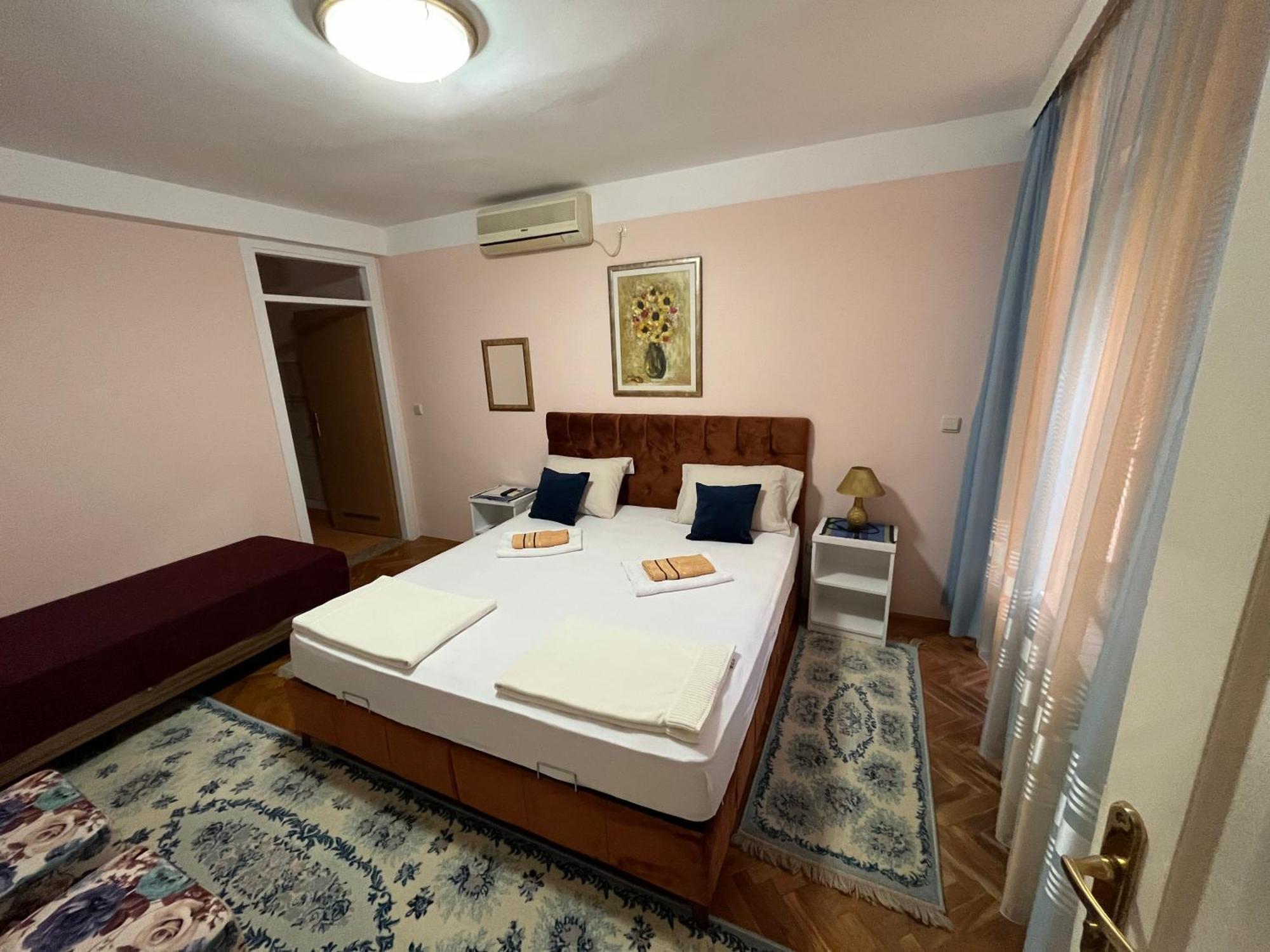 Hostel Dino Mostar Ngoại thất bức ảnh