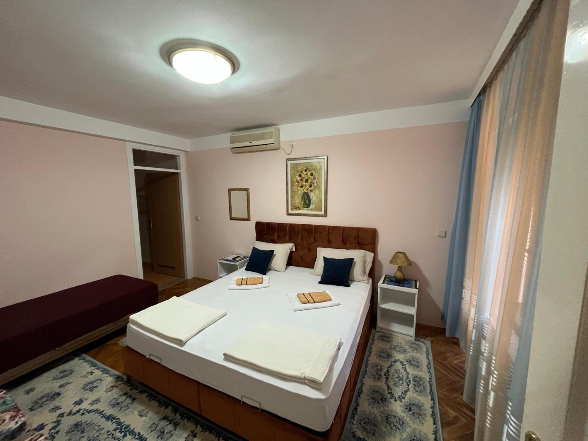 Hostel Dino Mostar Ngoại thất bức ảnh